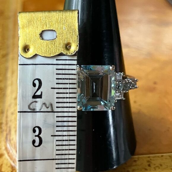 Sky Blue Topaz Sterling Silver Ring Size 10 - Picture 7 of 9